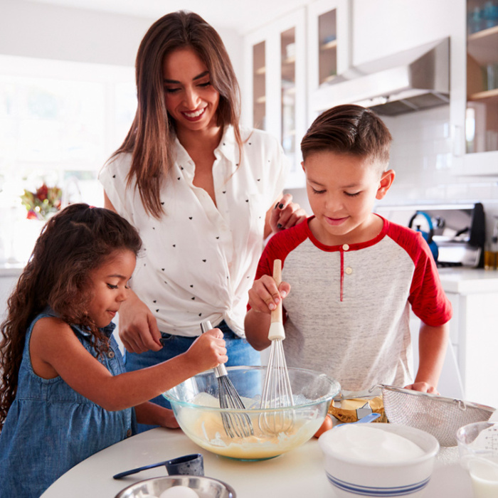 happy family baking